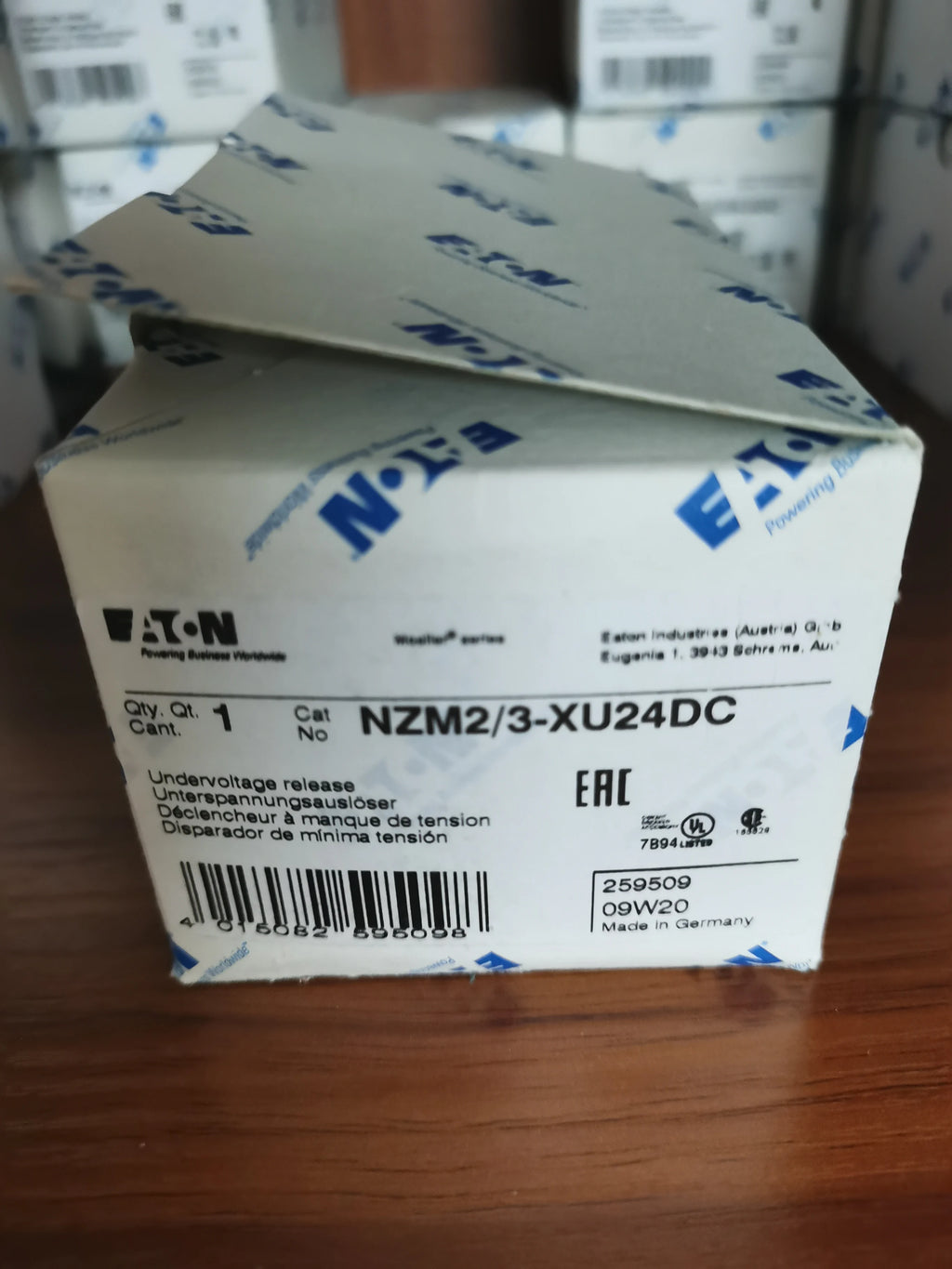 NZM2/3-XU24DC 24V Plastic Case Circuit Breaker Undervoltage Coil Original Genuine Stock