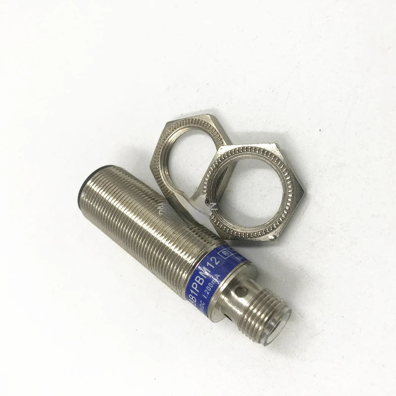 Proximity Switch M18 Aero Socket XS618B1PAM12 XS618B1PBM12 XS618B1NAM12 NBM12 Sensor