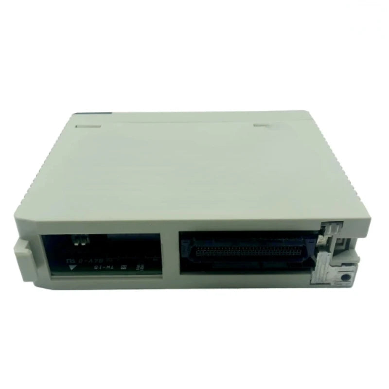 CS1W-AD081-V1 AD041 DA08V DA08C MAD44  AD161 ETN21 Plc Controller