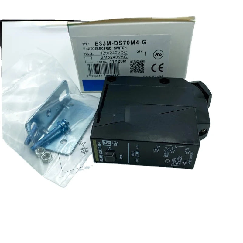 Photoelectric Diffuse Reflection Proximity Switch E3JM-DS70M4T-G/E3JM-R4M4 Set Electrical Output E3JM-R4M4T-G