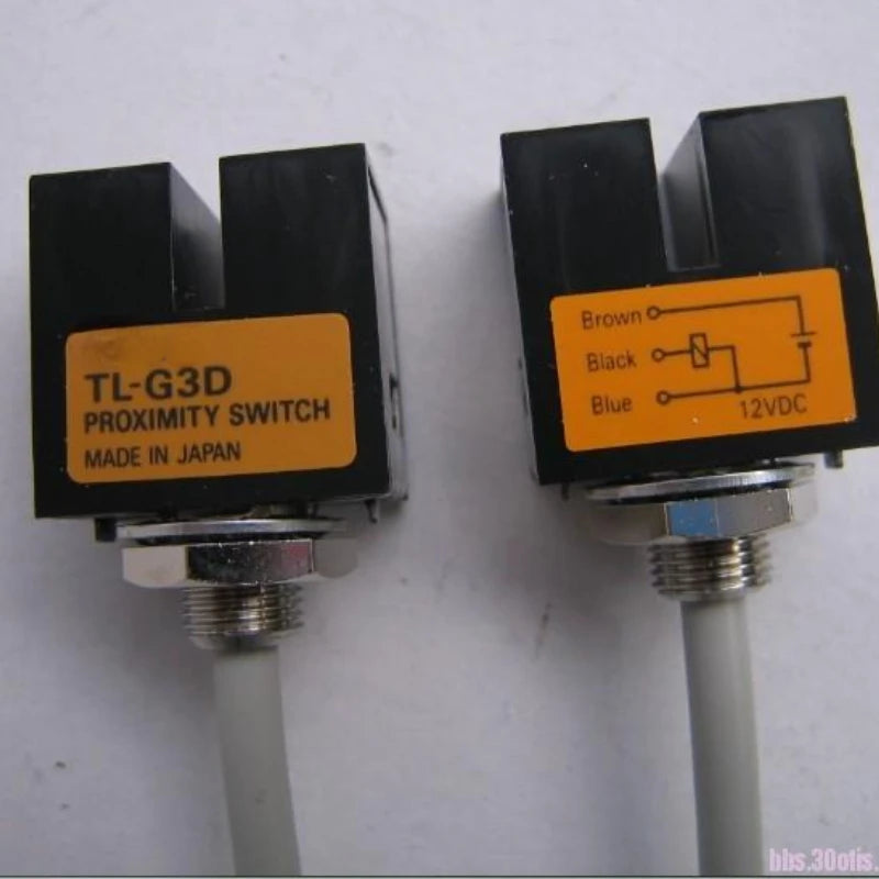 New TL-G3D TL-G3D-3 Elevator Sensor Proximity Switch Power Supply  Original