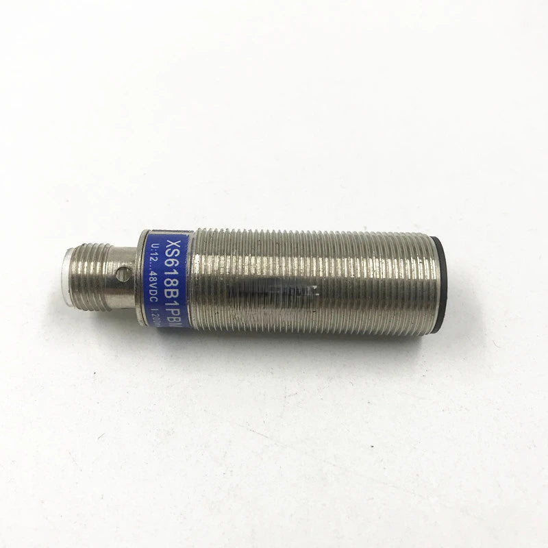 Proximity Switch M18 Aero Socket XS618B1PAM12 XS618B1PBM12 XS618B1NAM12 NBM12 Sensor