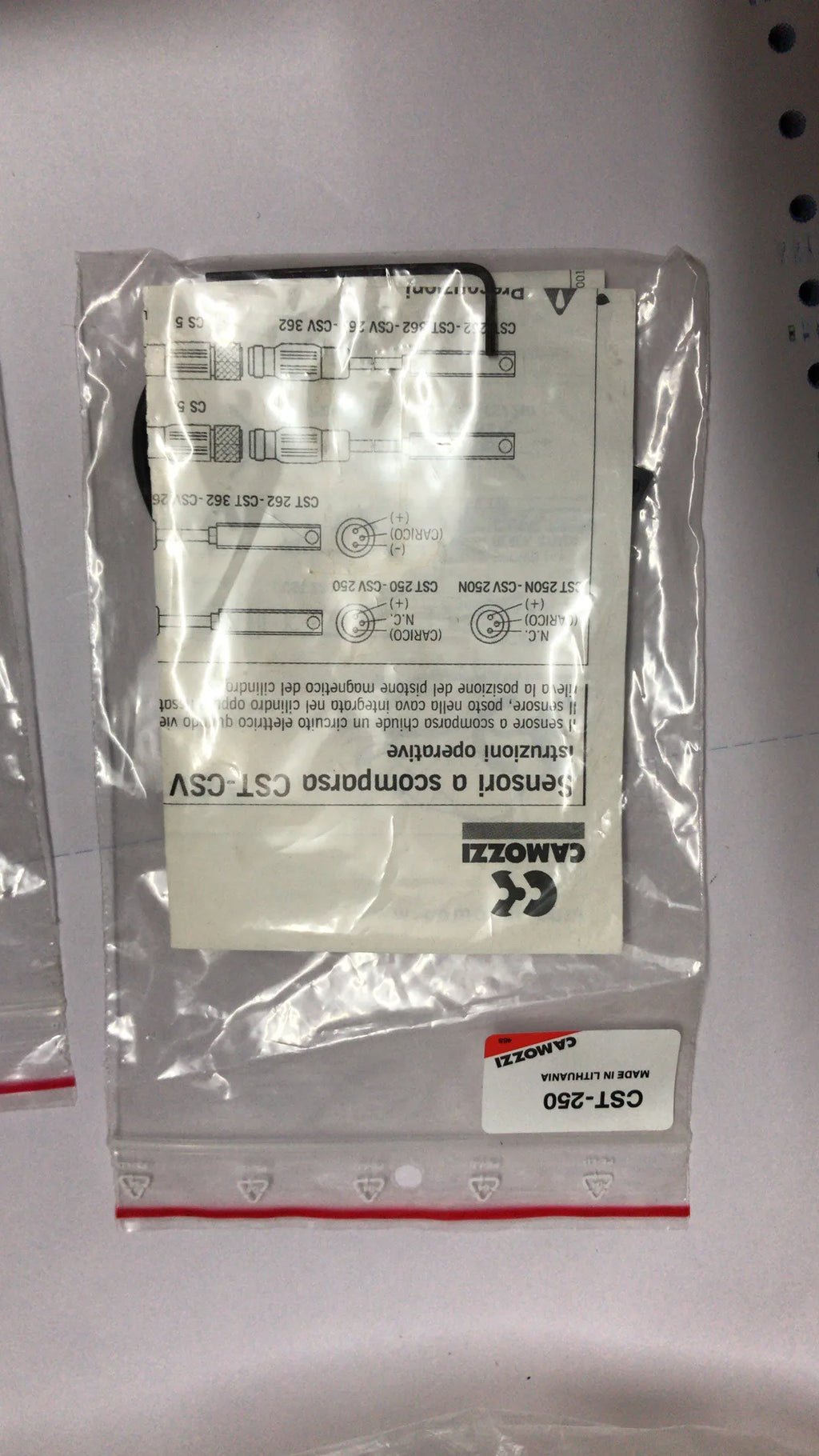 New Magnetic Switch CST-220 CSV-220 CSV-232 Original Switch Quality Is Good