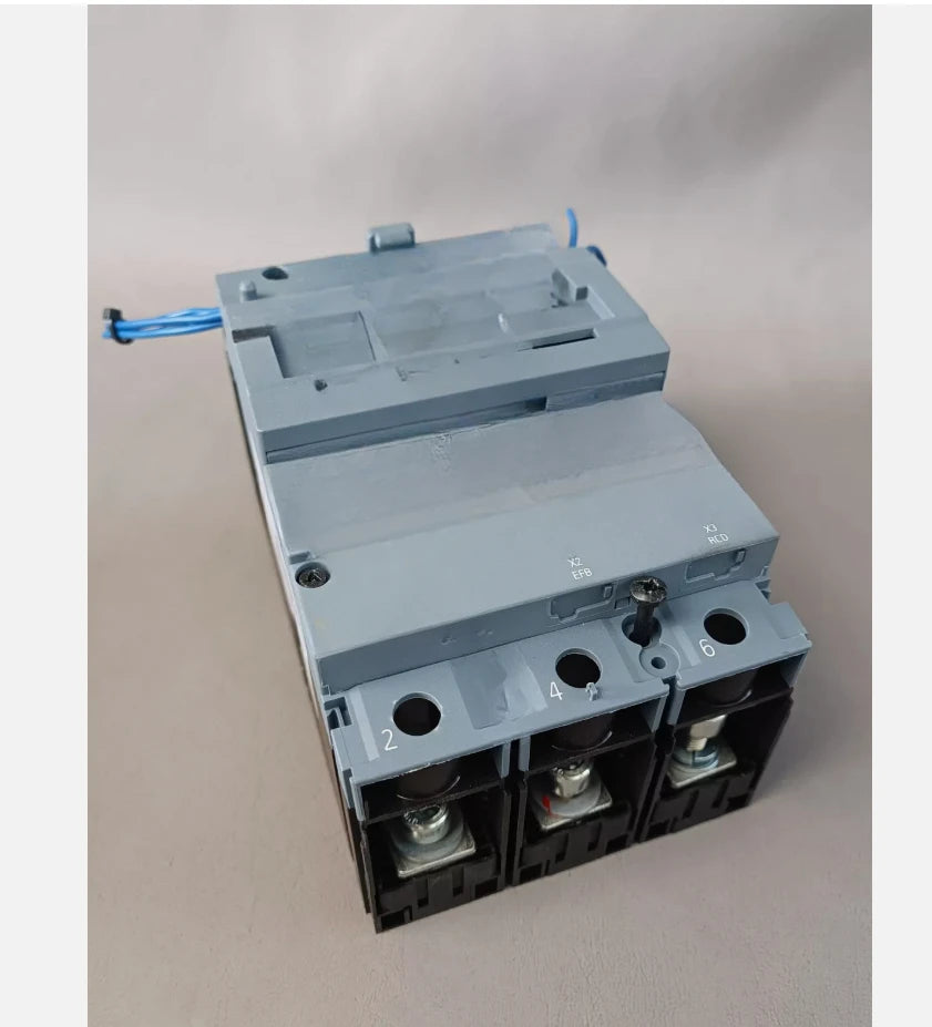 NEW 3VA2463-5HN32-0AA0 Circuit Breaker 3VA2463