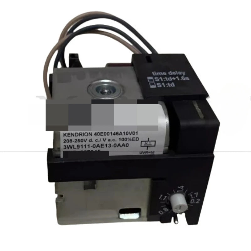 3WL9111-0AE13-0AA0 Circuit Breaker 220V Delay Undervoltage Coil Loss of Voltage 3WL91110AE130AA0 Switch