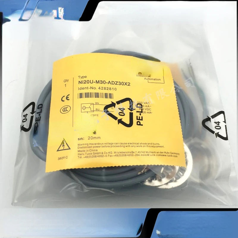 4282810 Proximity Switch Ni20U-M30-ADZ30X2 AC-DC Universal Normally Open Inductive Sensor